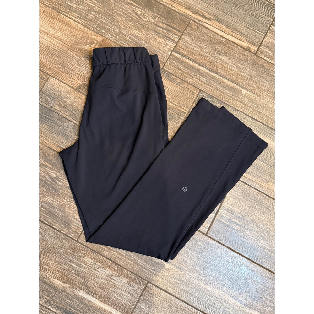 Lululemon On the Fly Pant Black Luxtreme Straight Leg Travel Trousers Womens 6